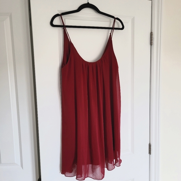 Burgundy Flowy Dress - Picture 1 of 8